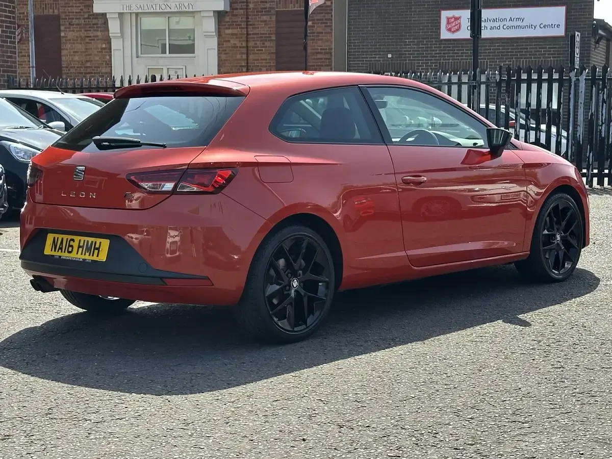 Used Seat Leon FR 2016 Red Hatchback