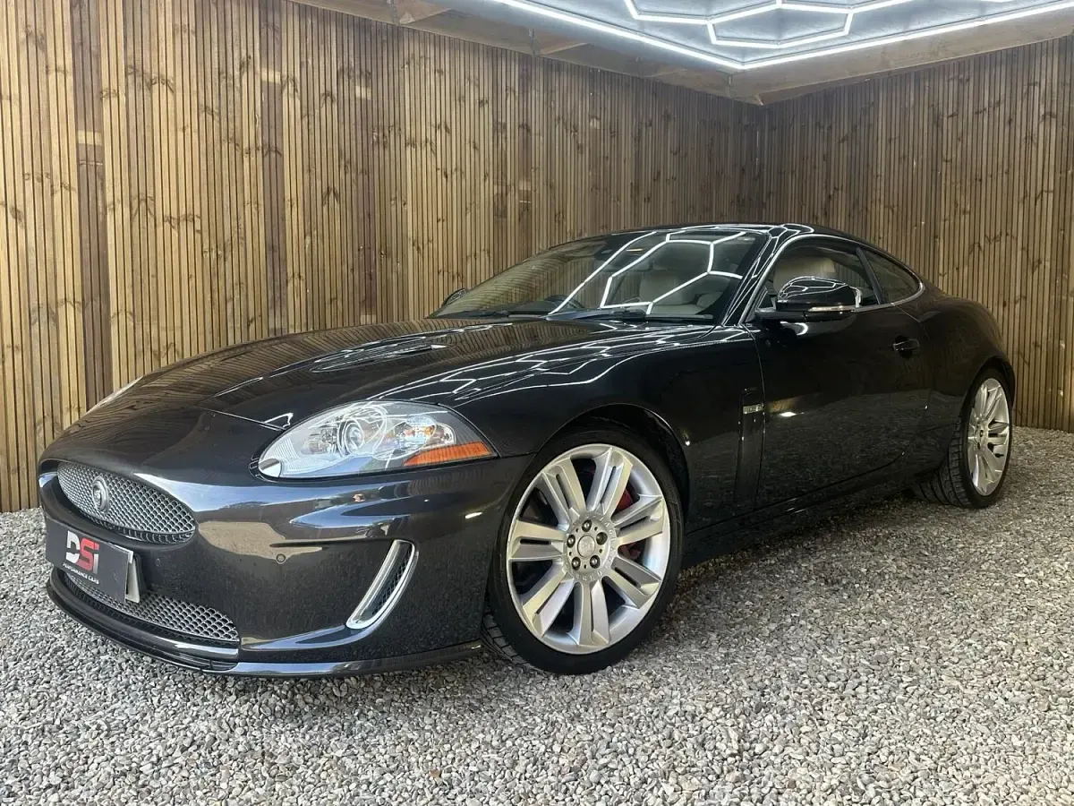 Used Jaguar XKR 510 HP (375 kW) 2010 Grey Coupe
