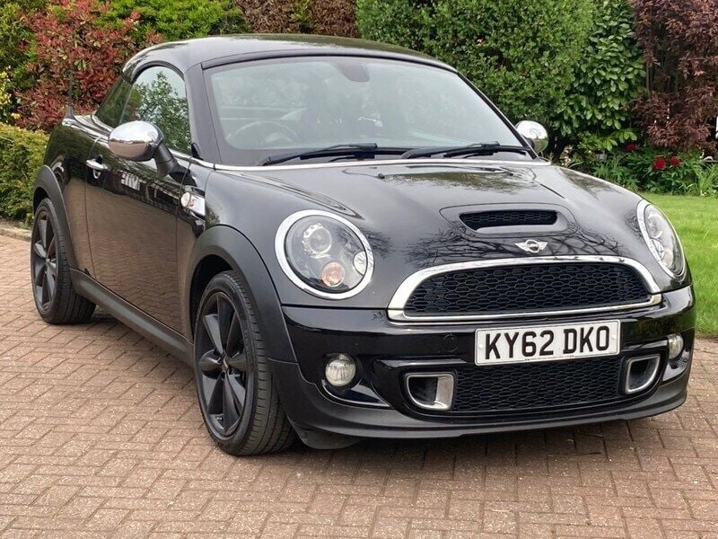 Black Used 2012 Mini Cooper S Coupé Coupe | £4,995 (Fair price) - Image 1/4