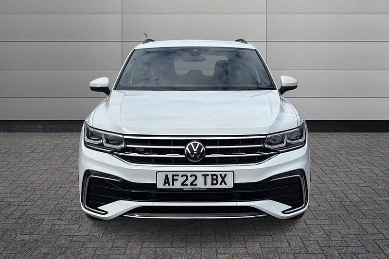 Second-hand VW Tiguan R-line 2022 Alb SUV