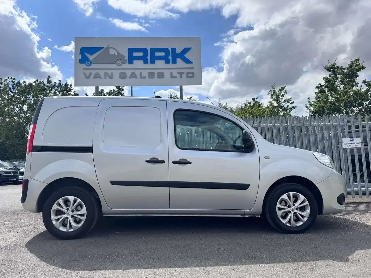 Used Renault Kangoo Business 110 HP (80 kW) 2019 Grey MPV