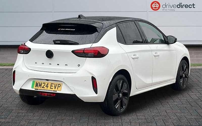 Used Vauxhall Corsa-e 100 kW (136 HP) 2023 White Hatchback