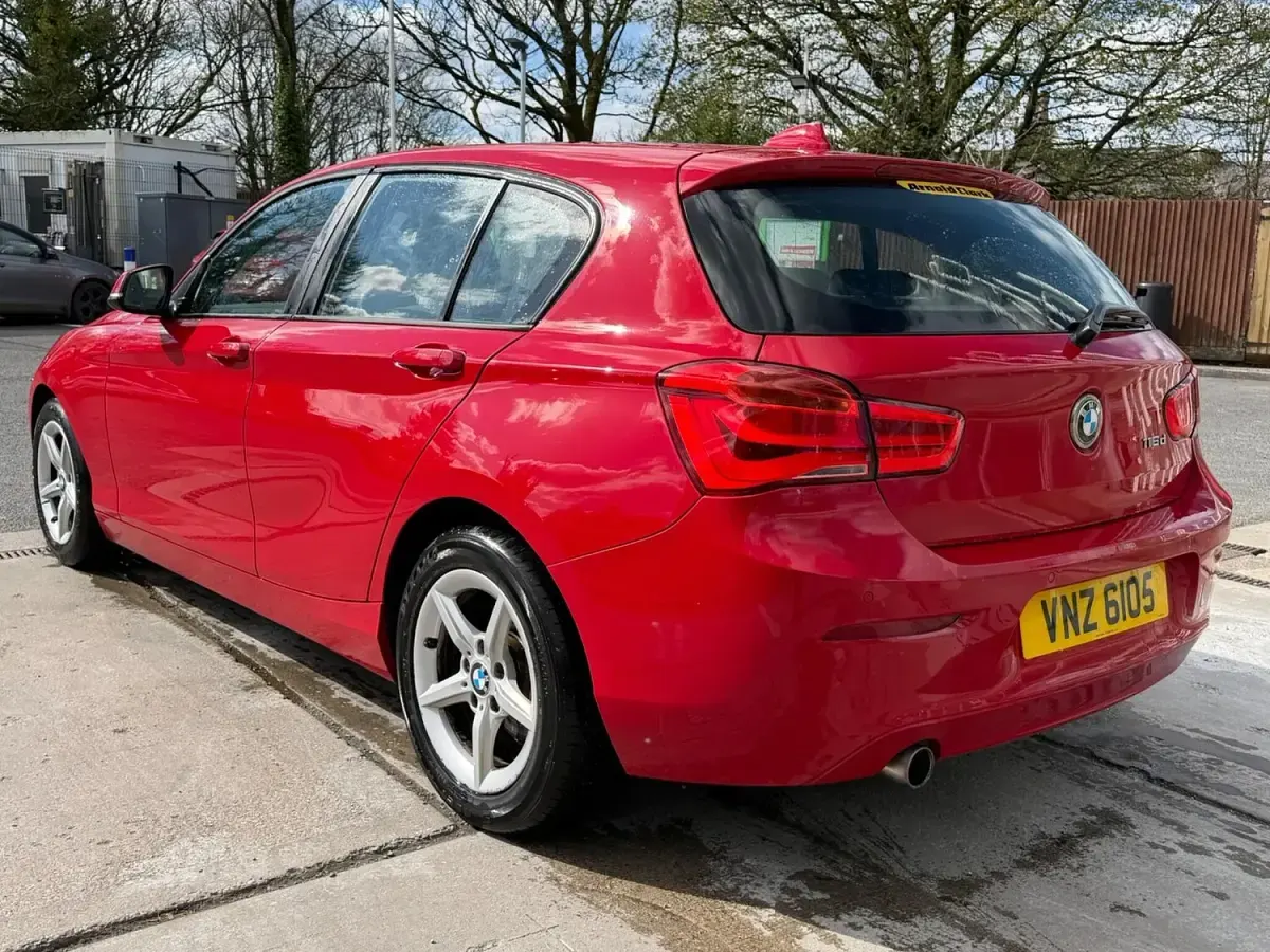 Used BMW 116 Efficient Dynamics 114 HP (83 kW) 2015 Red Hatchback
