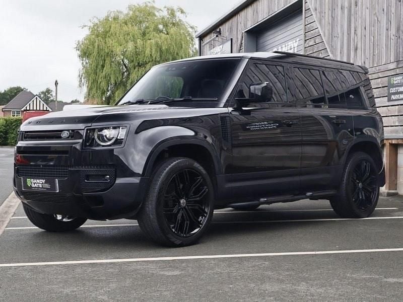 Black Used 2022 Land Rover Defender SE SUV | £53,995 (Fair price) - Image 1/4