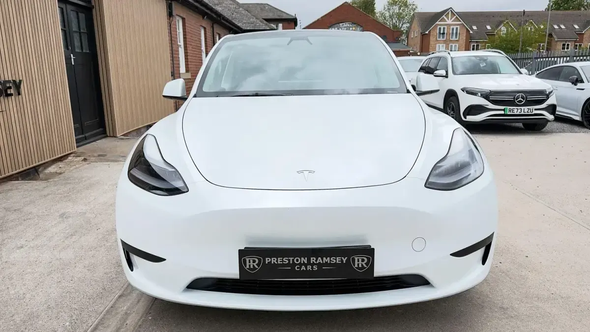 Usado Tesla Model Y RWD 219 kW (299 CV) 2023 Blanco SUV