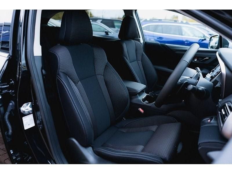 New Subaru Outback 2025 Crystal black silica Estate