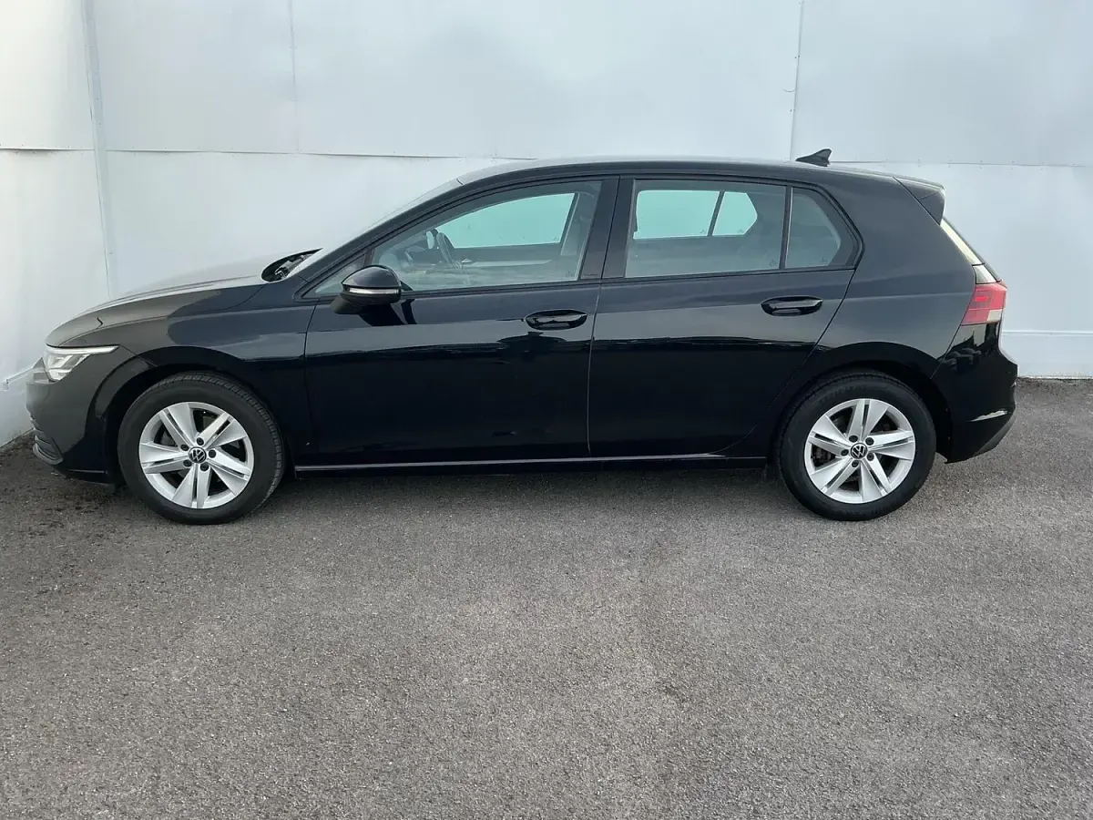 Used VW Golf VII Life 150 HP (110 kW) 2020 Black Hatchback