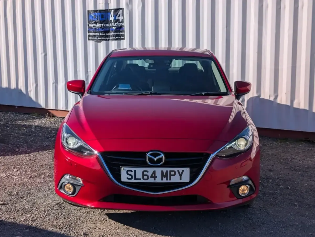 Usado Mazda 3 Inclusive 165 HP (121 kW) 2014 Vermelho Sedan