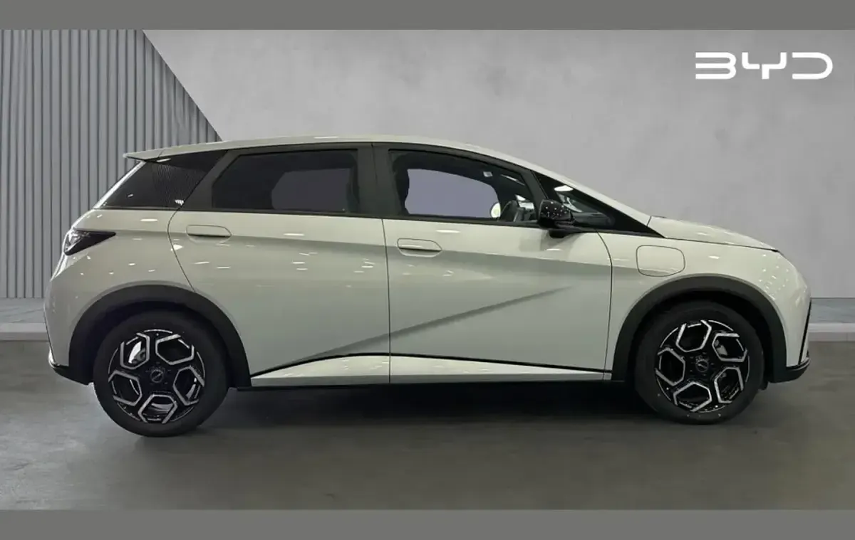 New BYD Dolphin Boost 130 kW (177 HP) 2026 White Hatchback