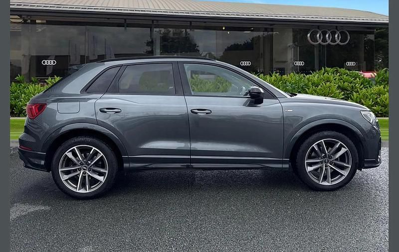 Used Audi Q3 Black Edition 150 HP (110 kW) 2021 Grey SUV