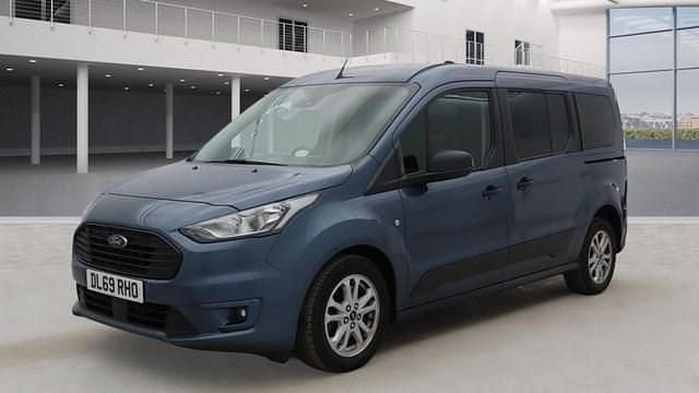 Used Ford Grand Tourneo Connect Zetec 120 HP (88 kW) 2019 Blue MPV