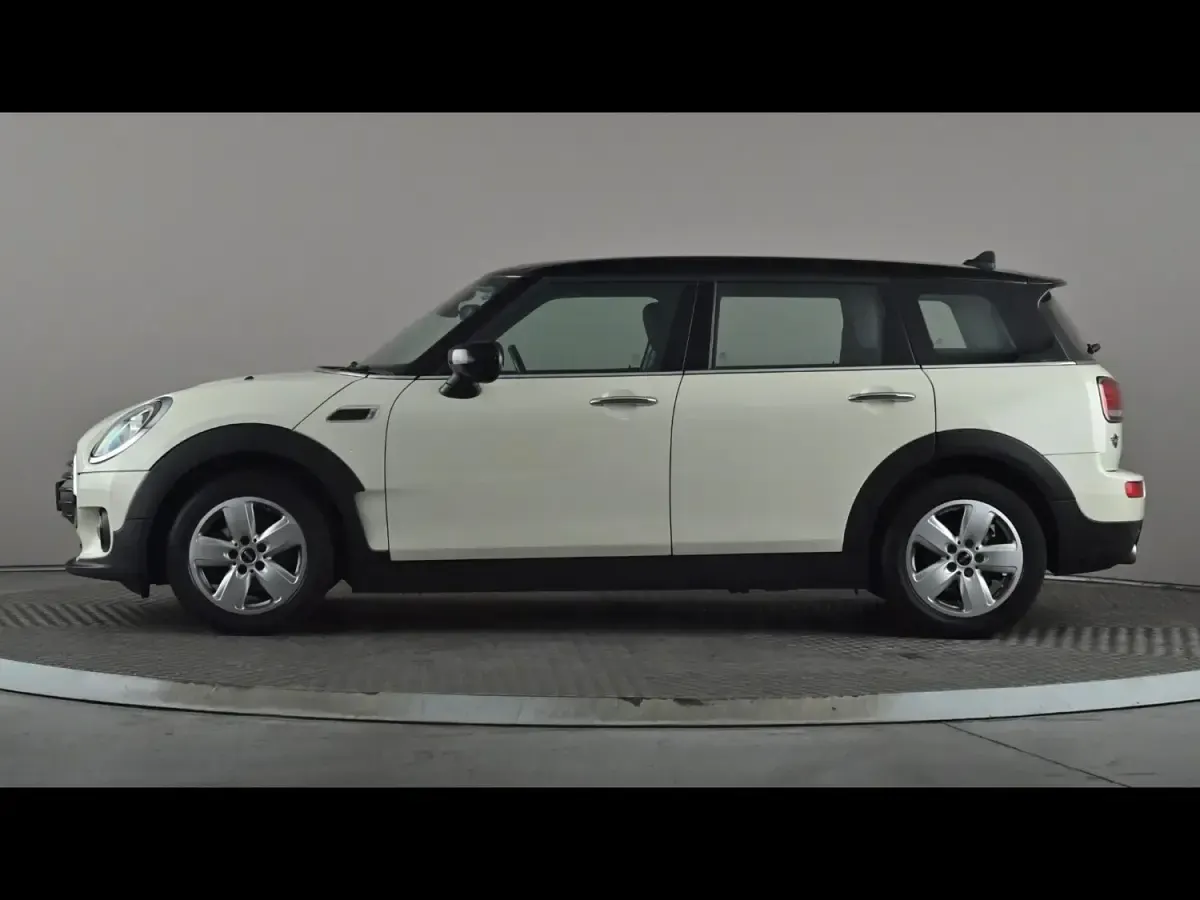 Usado Mini Cooper Clubman Classic 2020 Blanco Familiar