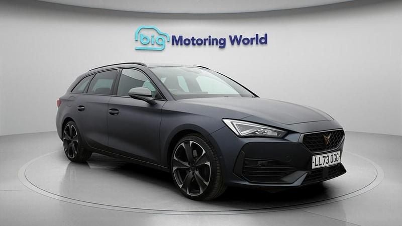 Used Cupra Leon VZ2 245 HP (180 kW) 2023 Grey Estate
