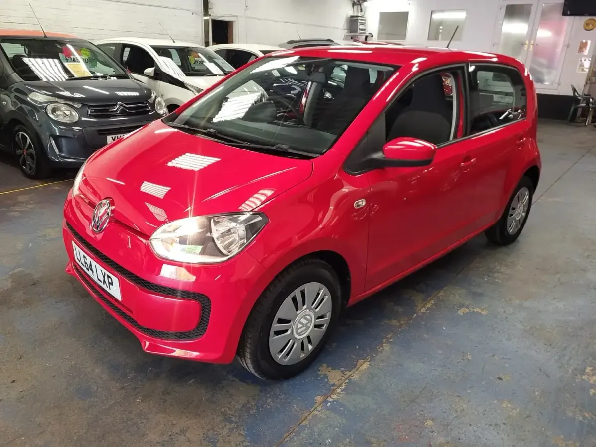 Usado VW up! move up! 59 HP (43 kW) 2014 Vermelho Citadino
