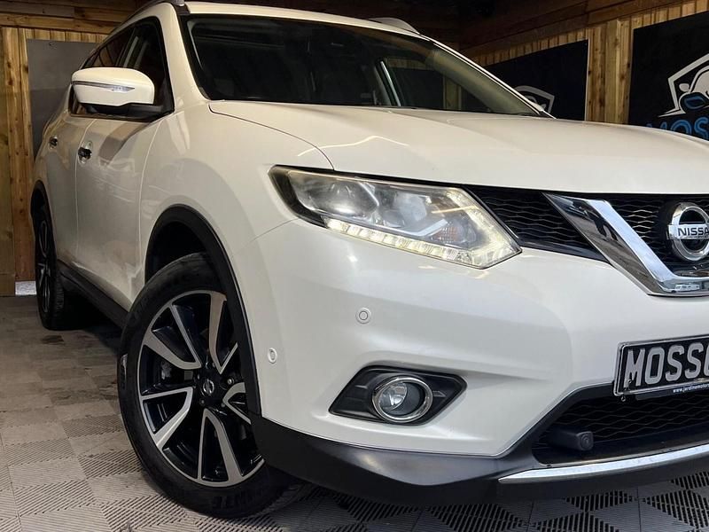 Used Nissan X-Trail Tekna 2016 White SUV