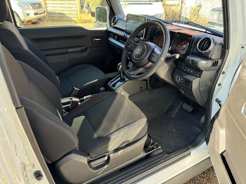 Used Suzuki Jimny SZ5 101 HP (74 kW) 2024 Black SUV