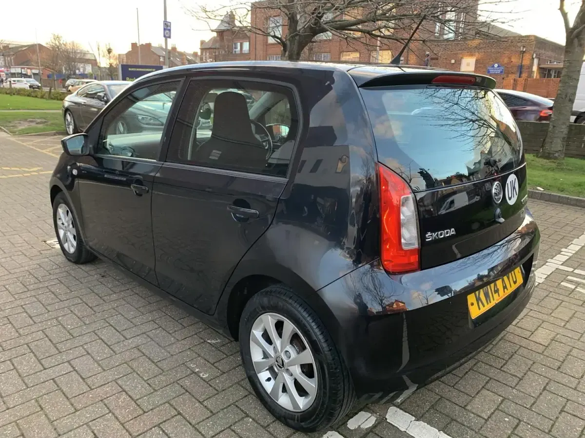 Gebraucht Skoda Citigo Elegance 75 PS (55 kW) 2014 Schwarz Kleinwagen