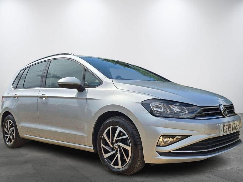 Silver Used 2019 VW Golf Sportsvan Match MPV | £13,795 (Fair price) - Image 1/4