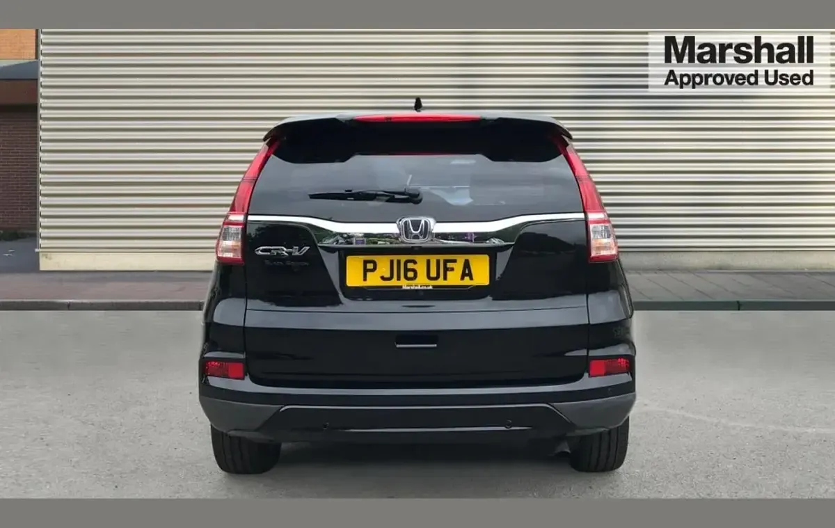 Used Honda CR-V Black Edition 155 HP (114 kW) 2016 Crystal black SUV