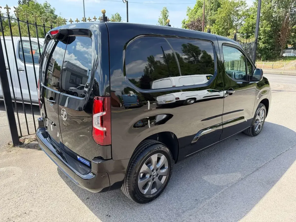 New Vauxhall Combo S 130 HP (95 kW) 2026 Unknown MPV