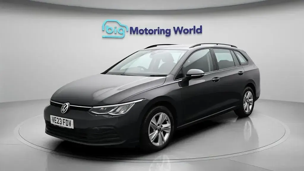 Used VW Golf VIII S 115 HP (84 kW) 2023 Grey Estate