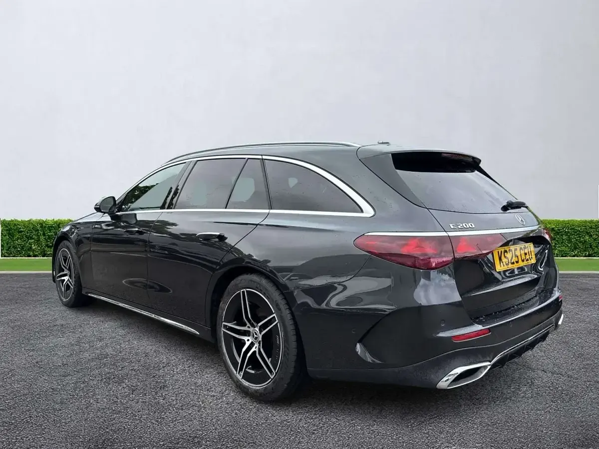 Used Mercedes E200 AMG Line Premium 227 HP (166 kW) 2025 Grey Estate