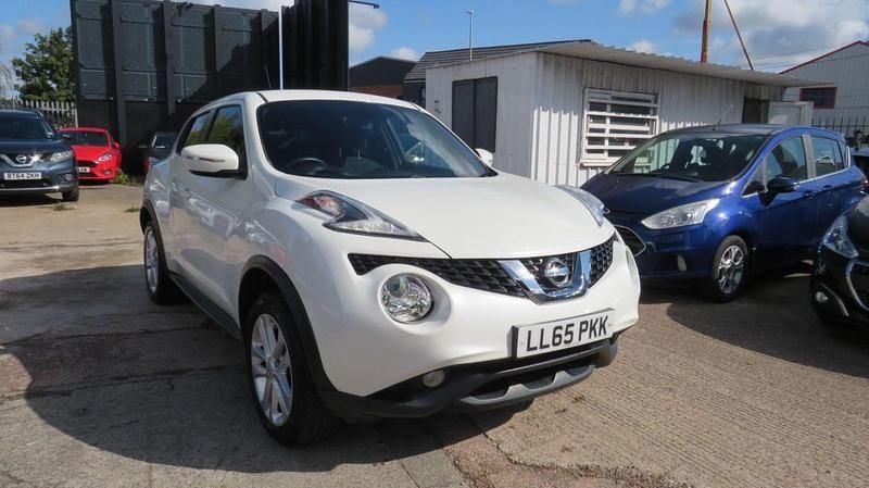White Used 2015 Nissan Juke N-Connecta SUV | £6,295 (Good price) - Image 1/4