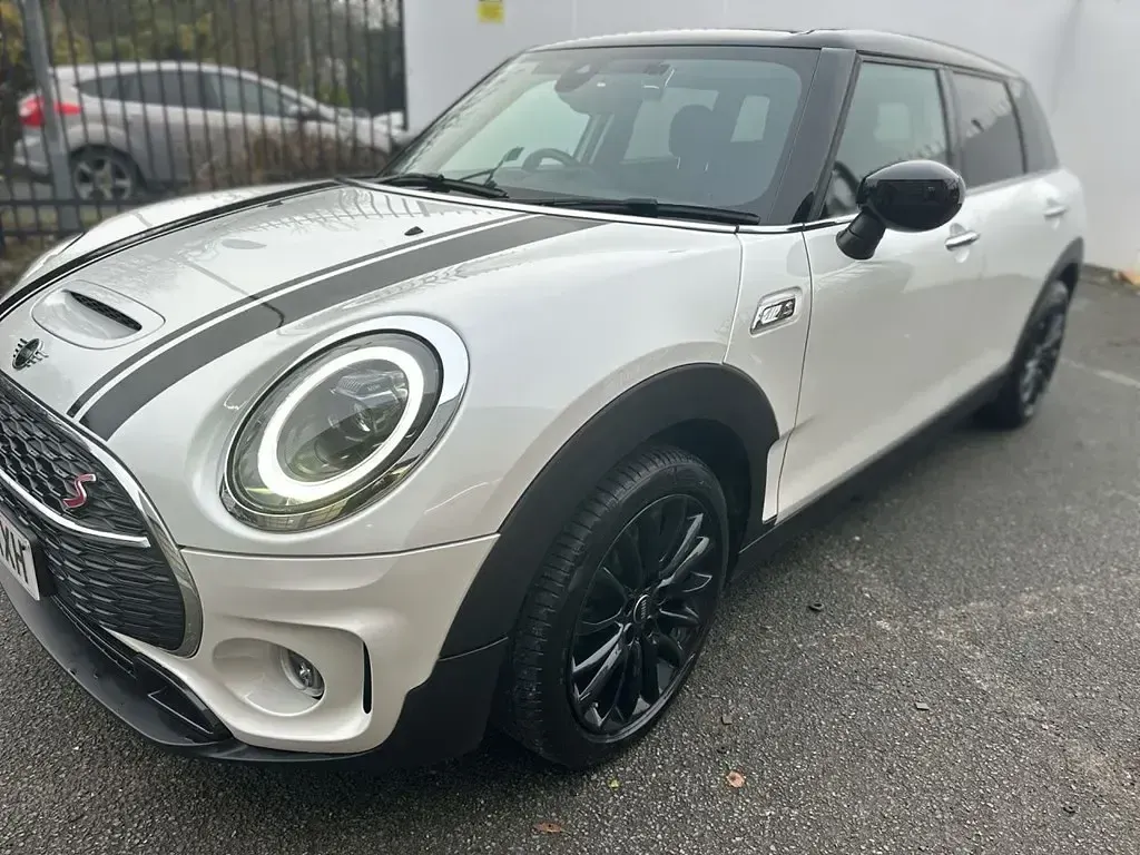 Used Mini Cooper Clubman Classic 192 HP (141 kW) 2023 White Estate