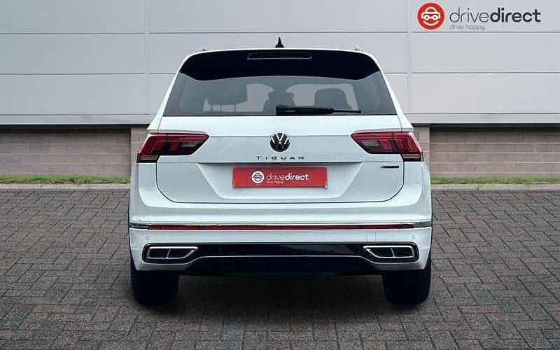 Used VW Tiguan R-line 190 HP (139 kW) 2022 White SUV