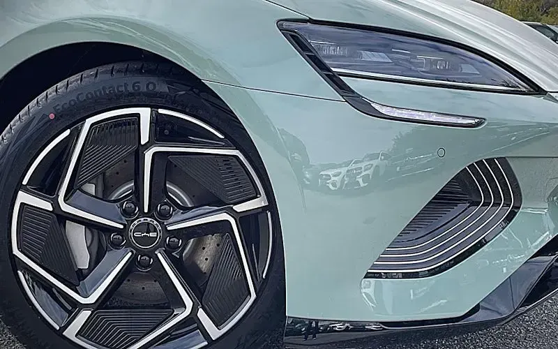 New BYD Seal Design 230 kW (313 HP) 2026 Sedan