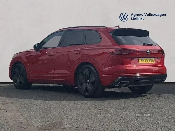Used VW Touareg Black Edition 286 HP (210 kW) 2025 Red SUV