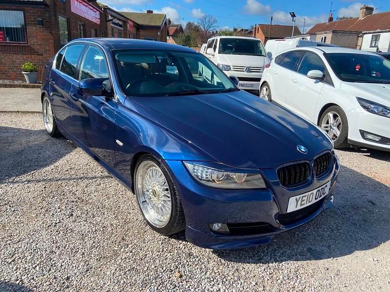 Begagnad BMW 325 2010 Blå Sedan