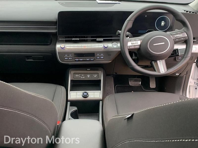 Used Hyundai Kona Advanced 160 kW (218 HP) 2024 White SUV