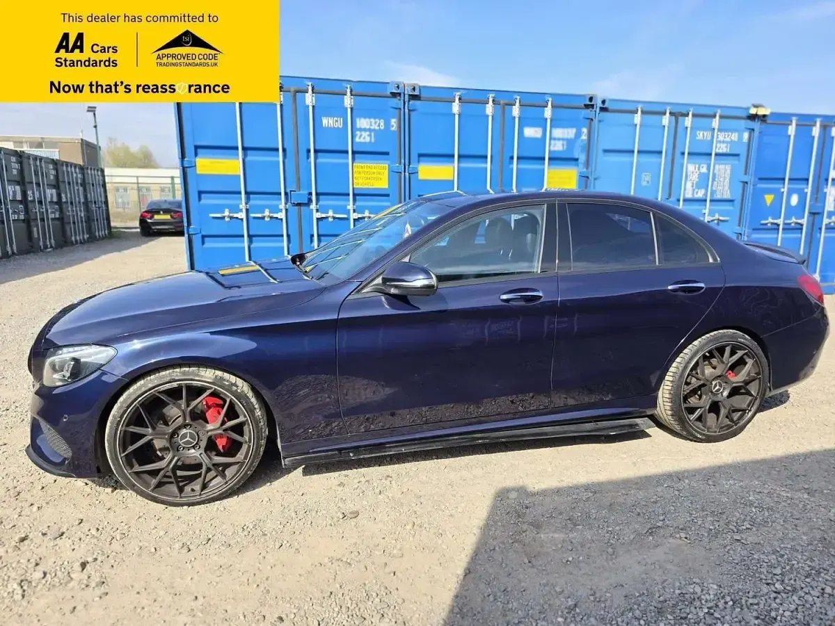 Used Mercedes C220 AMG Line Premium 170 HP (125 kW) 2018 Blue Sedan
