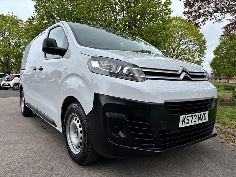 Usado Citroën Dispatch 2023 Branco Monovolume