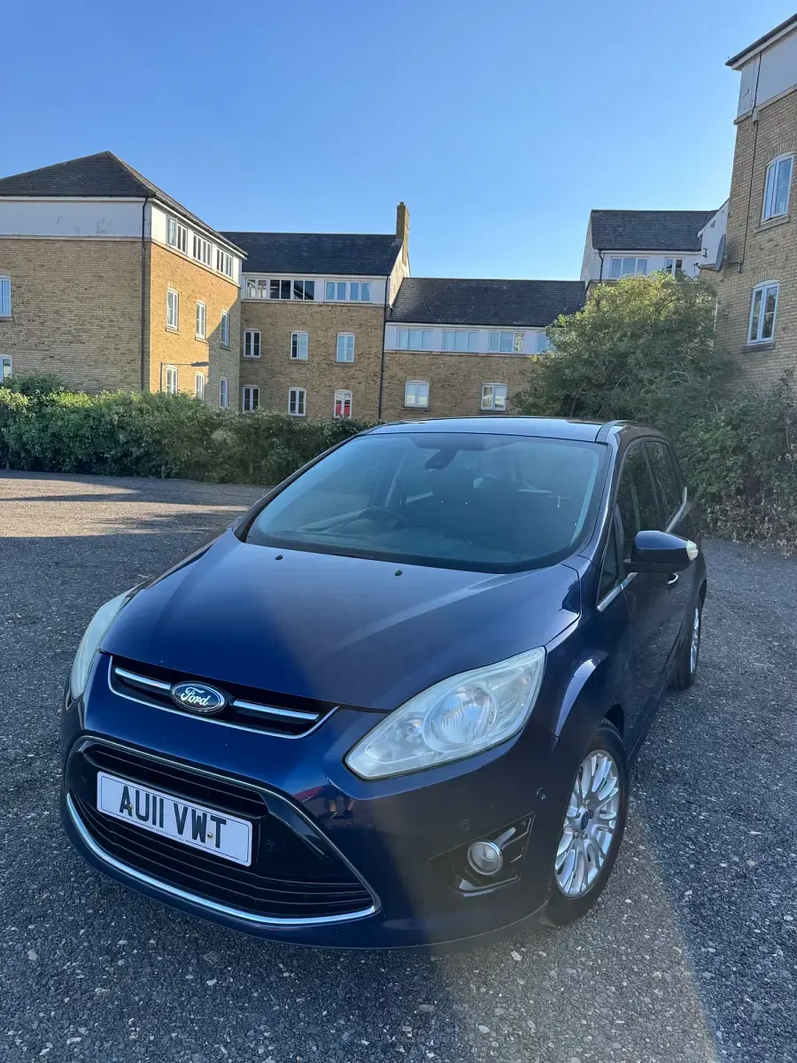 Used Ford Grand C-Max Titanium 2011 Blue MPV