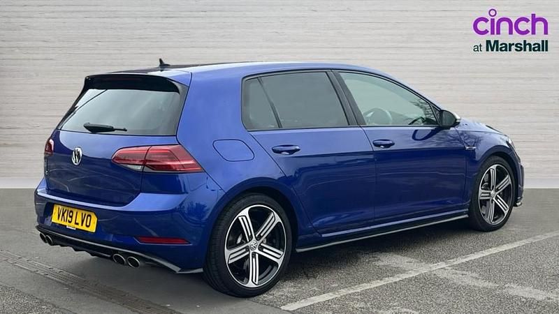 Used VW Golf VII R 300 HP (220 kW) 2019 Blue