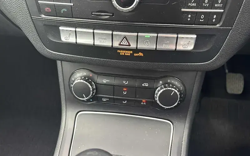 Used Mercedes B180 Executive 122 HP (89 kW) 2018 Grey Hatchback