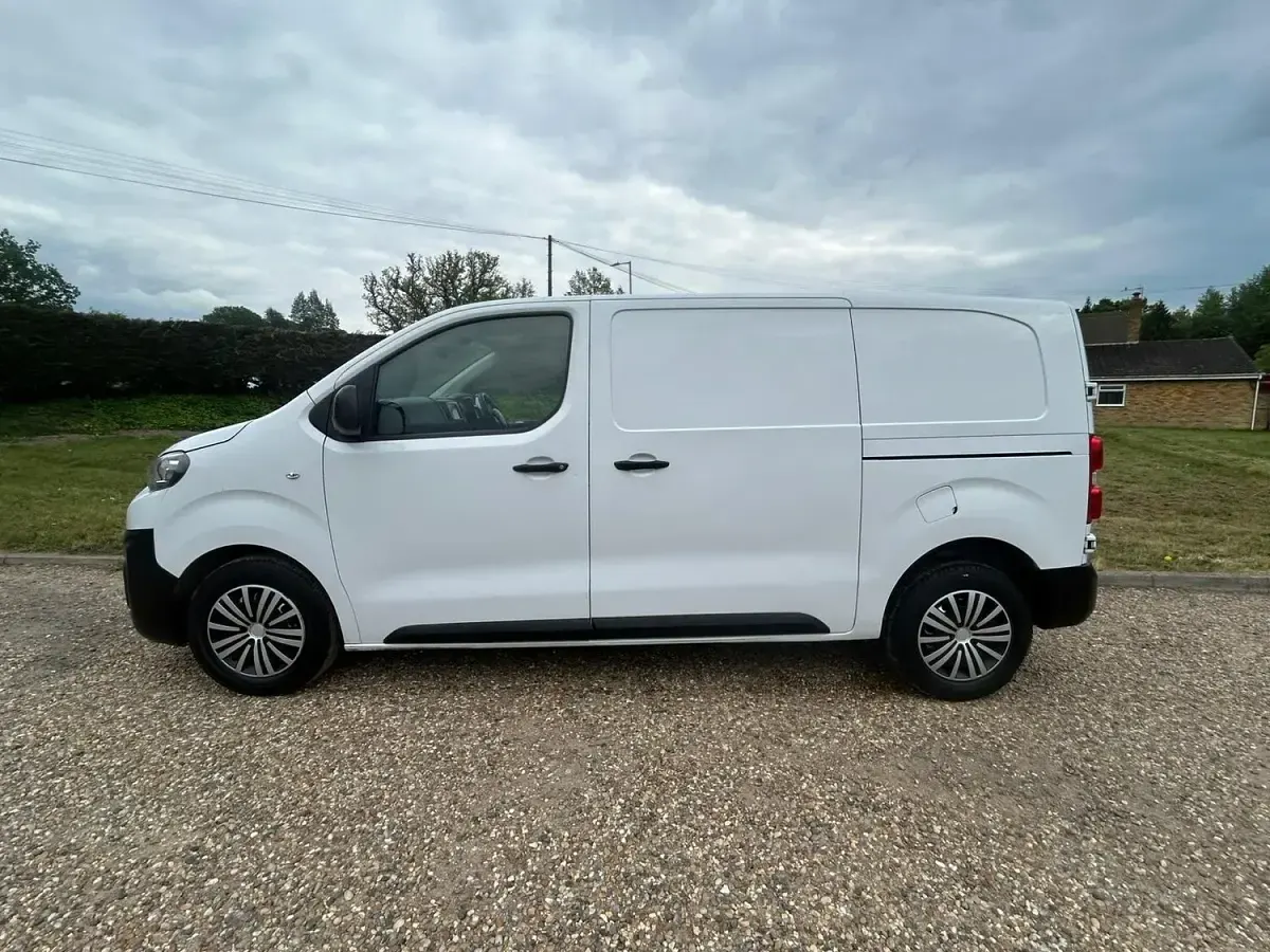 Used Peugeot Expert Premium 2023 White Van
