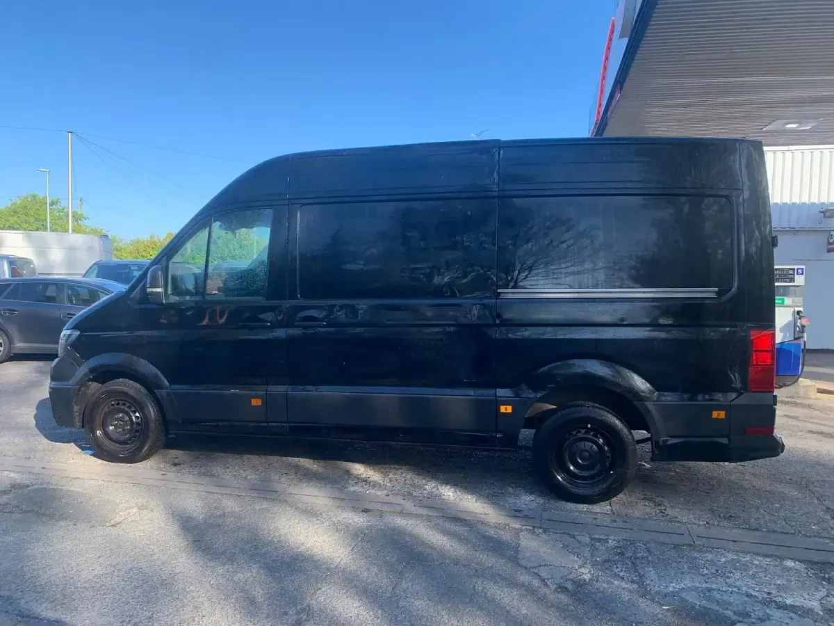 Used VW Crafter Startline 140 HP (102 kW) 2020 Black Van