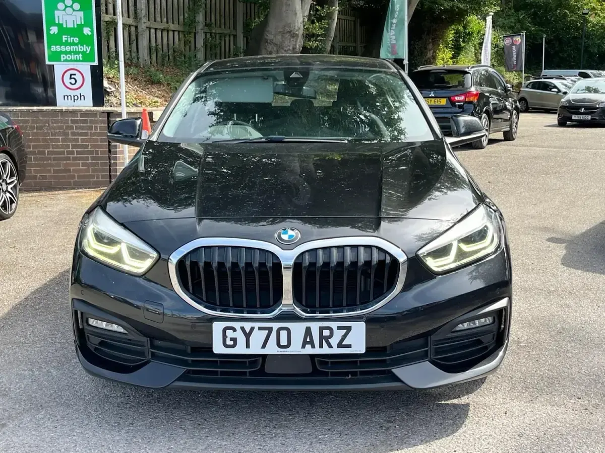 Used BMW 116 Comfort Edition 114 HP (83 kW) 2020 Black Hatchback