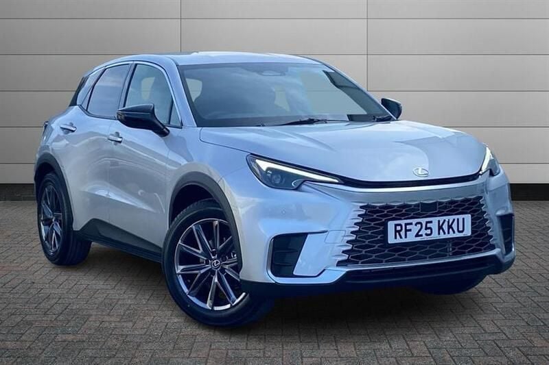 Unknown Used 2025 Lexus LBX SUV | £32,199 (Fair price) - Image 1/3
