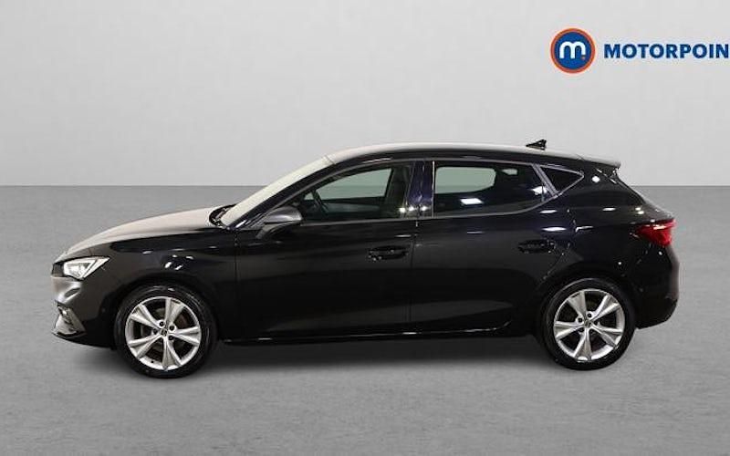 Used Seat Leon FR 131 HP (96 kW) 2023 Hatchback
