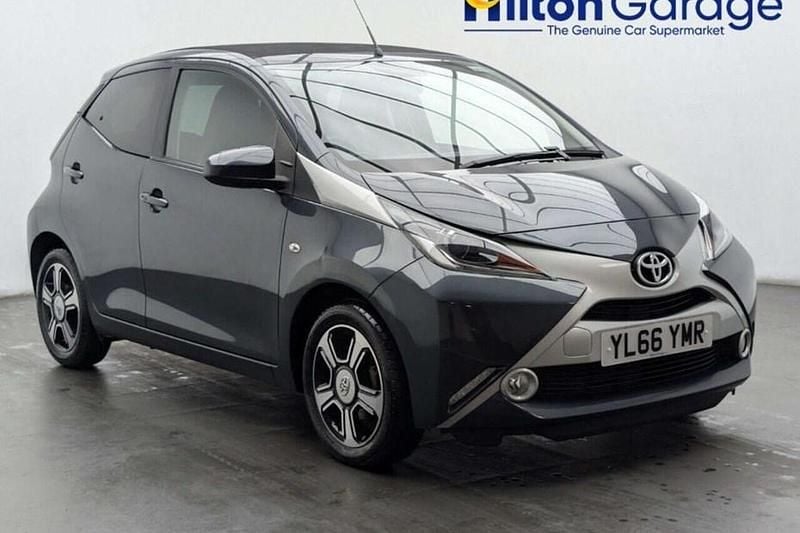 Used Toyota Aygo X-clusiv 68 HP (50 kW) 2017 Hatchback