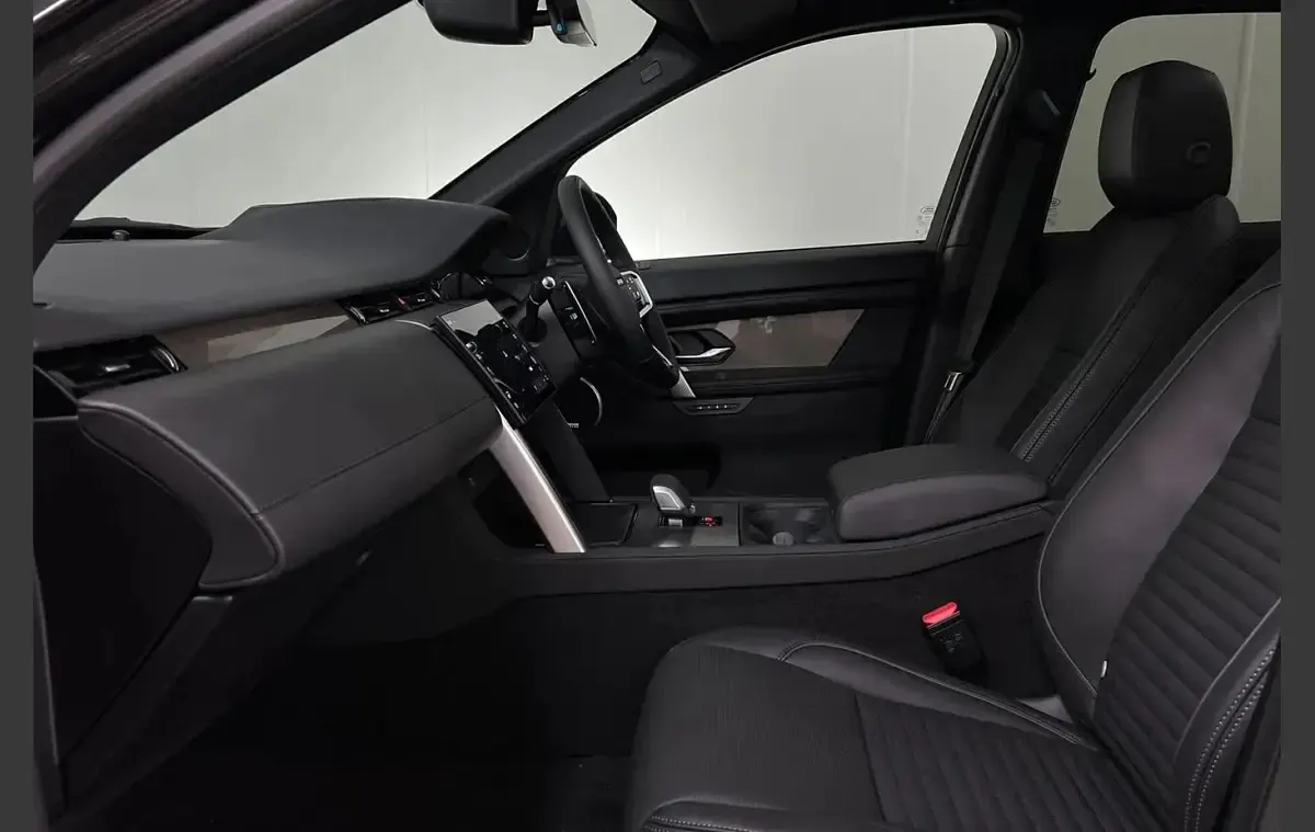 New Land Rover Discovery Sport 200 HP (147 kW) 2026 Grey SUV