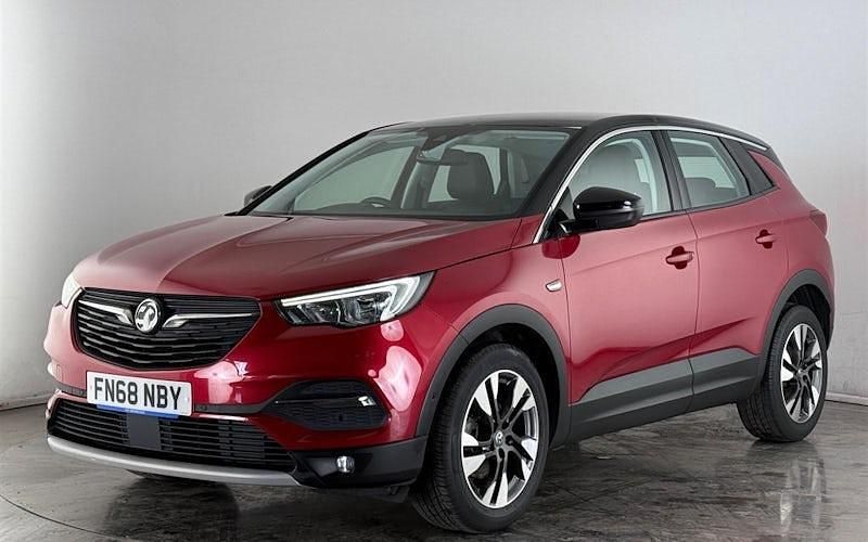 Used Vauxhall Grandland X Sport 131 HP (96 kW) 2019 Red SUV