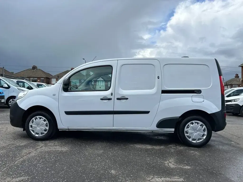Usado Renault Kangoo Business 2019 Branco Monovolume