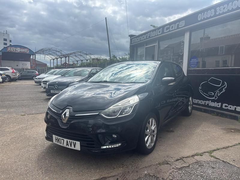 Black Used 2017 Renault Clio IV Dynamique Hatchback | £6,750 (Fair price) - Image 1/4