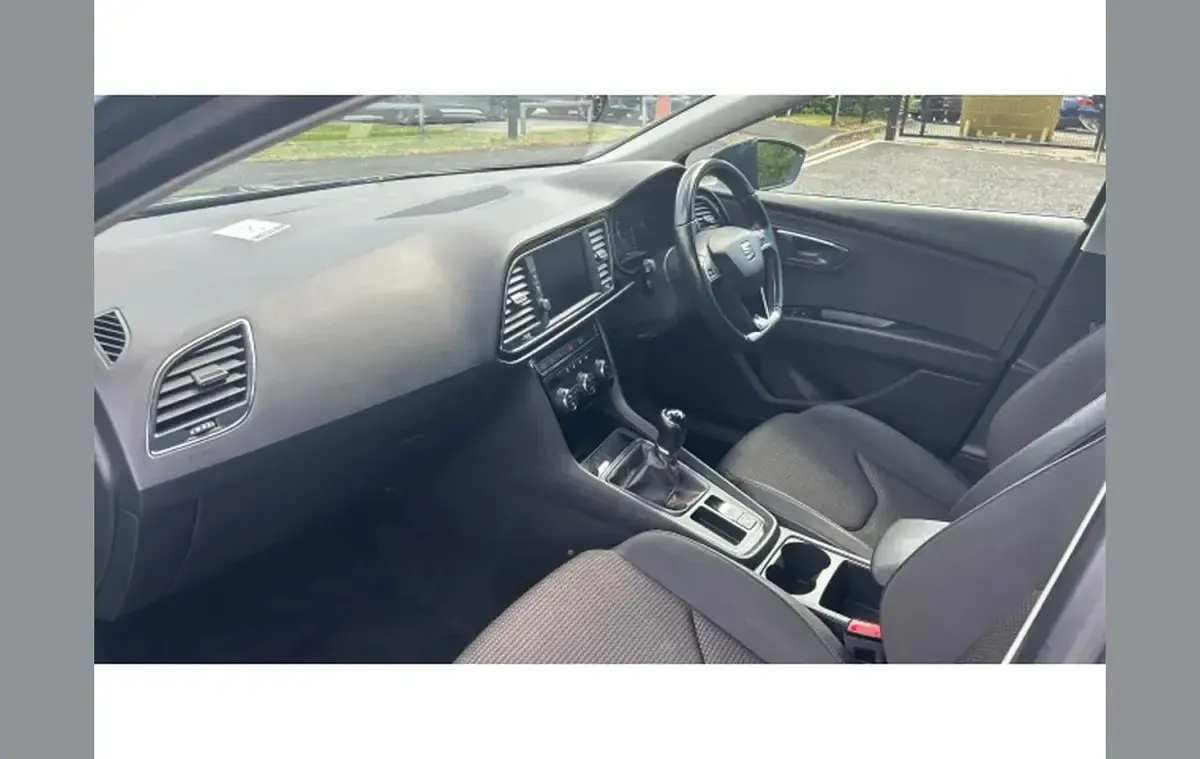 Used Seat Leon FR 130 HP (95 kW) 2018 Grey Hatchback