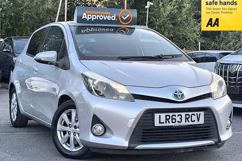 Used 2013 Toyota Yaris Hybrid T4 | £4,995 - Image 1/1